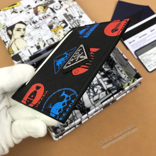 prada卡包 普拉達2020最新款限量版卡片夾 2MC149 Prada鯨魚圖案黑色卡包  pyd2405